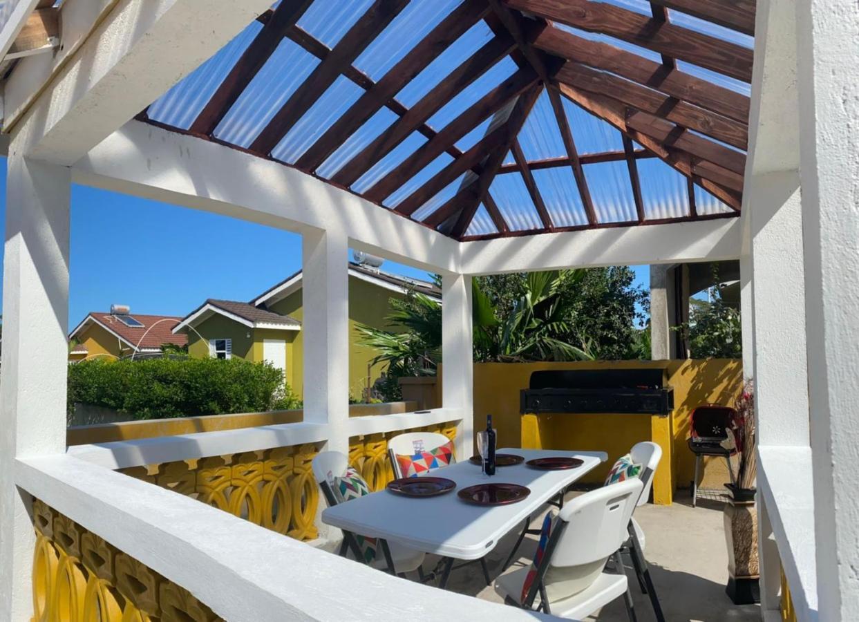 Paradise Villa Sleep 6 Private Pool Ocho Rios Eksteriør billede