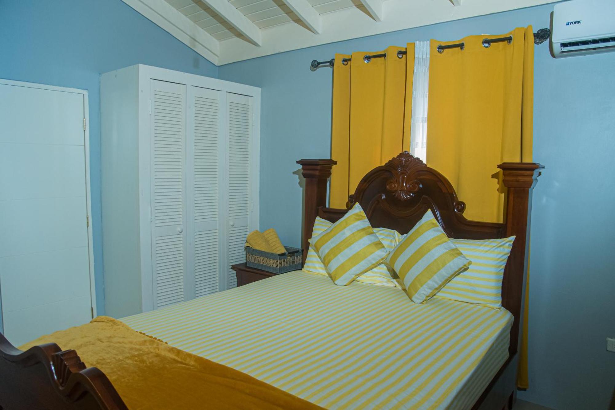 Paradise Villa Sleep 6 Private Pool Ocho Rios Eksteriør billede